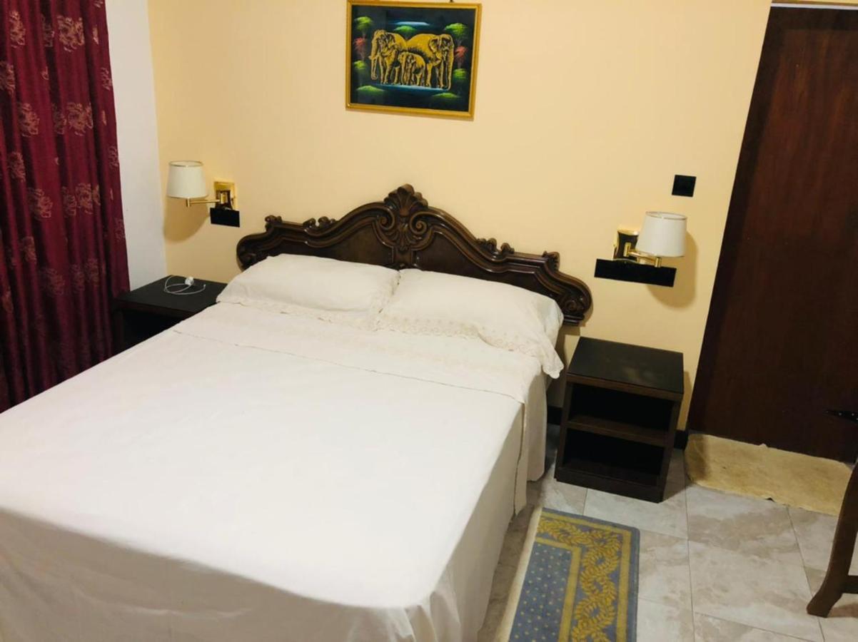 מיריסה Hotel La Felicita מראה חיצוני תמונה