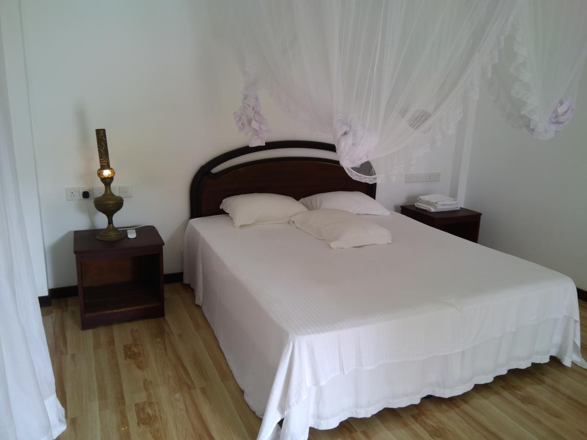 מיריסה Hotel La Felicita מראה חיצוני תמונה