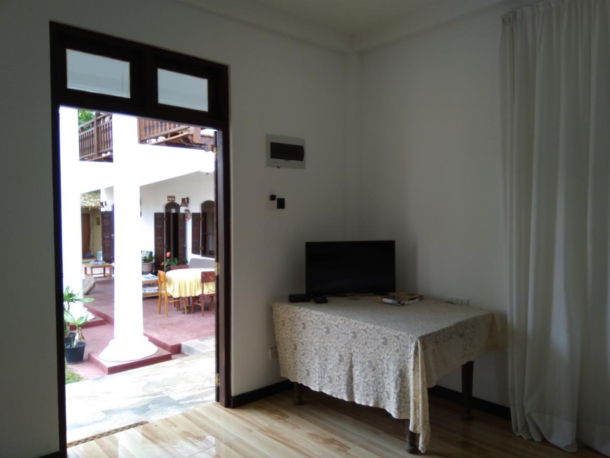 מיריסה Hotel La Felicita מראה חיצוני תמונה